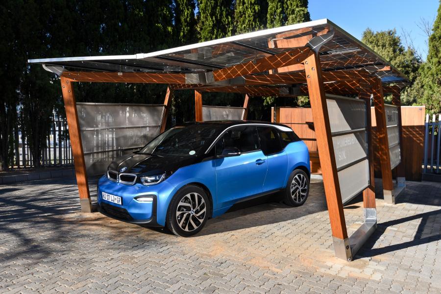  BMW i3 (I01) 2018 года  (ZA) (фото 11 из 16)